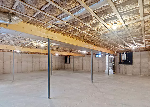 Expert Crawl Space Cleanup: Your Crawl Space Restoration Team in Leawood, KS
