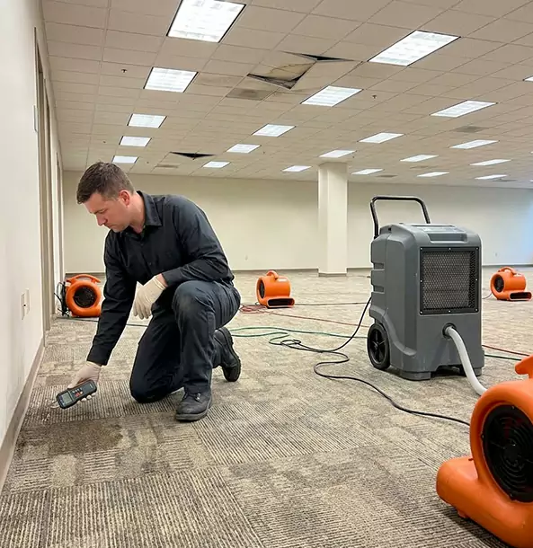 Why Leawood Businesses Choose Leawood Restoration Pro for Water Cleanup?
